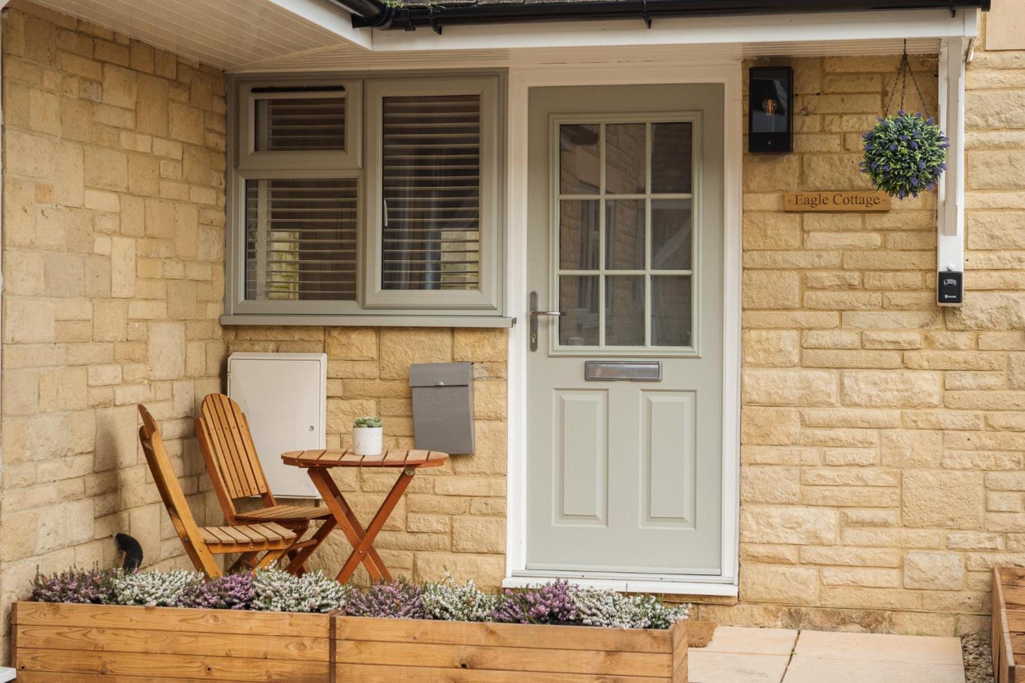 Eagle Cottage - Charming Cotswolds Getaway, Dog Friendly 怀克瑞辛顿 外观 照片